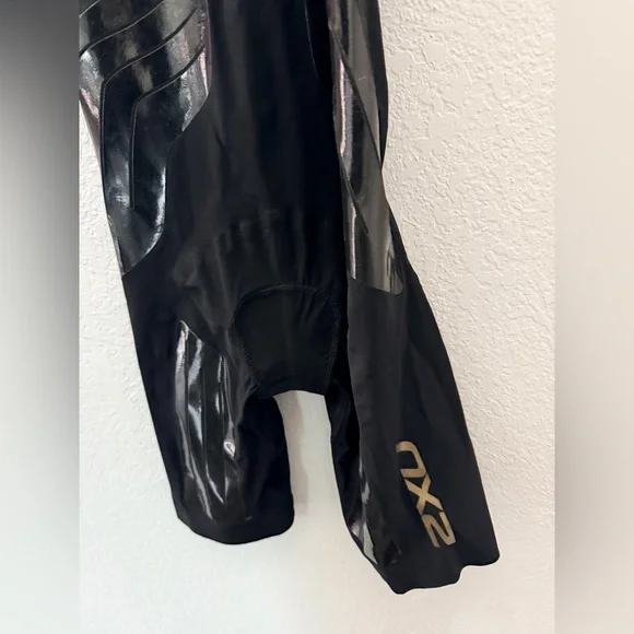 2XU Women/Junior TriSuit Active Front Zip Triathlon Black Sleeveless Skinsuit S - Picture 5 of 10